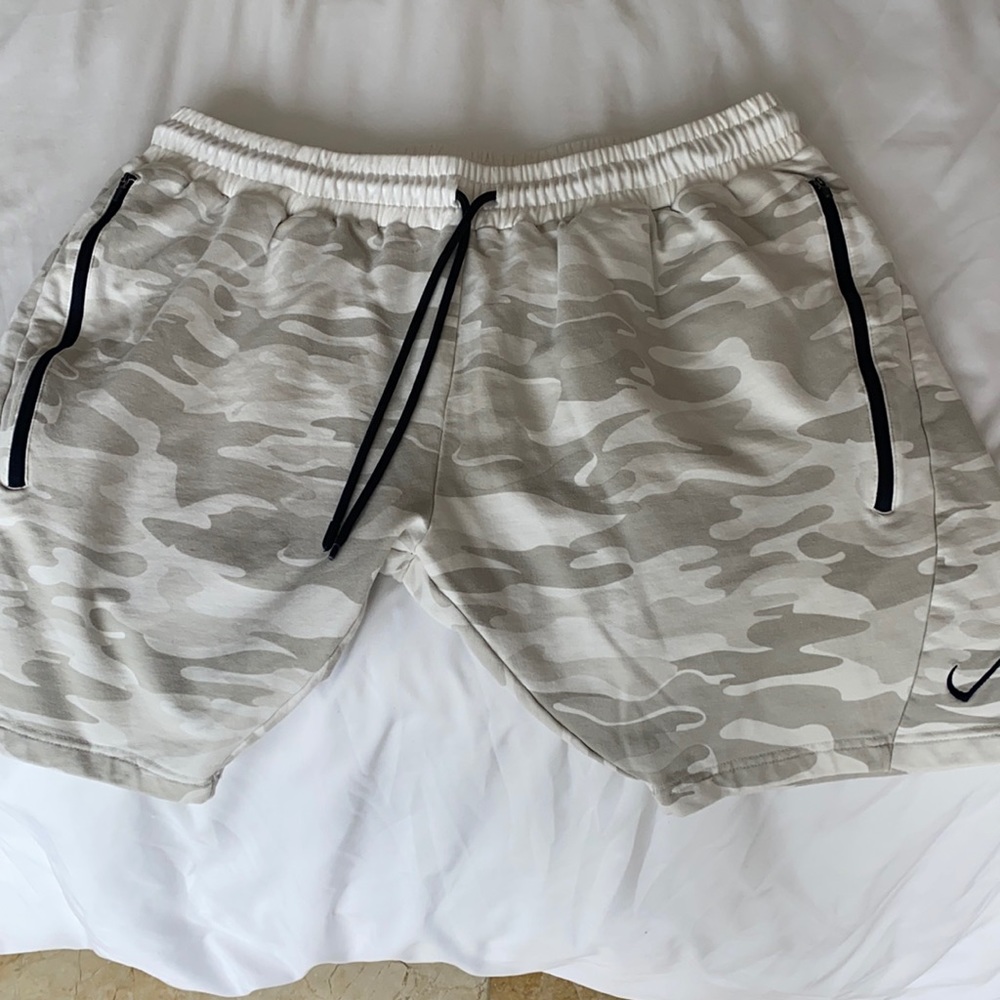 TLF Apparel Men’s Camo Shorts,Grey, XXL